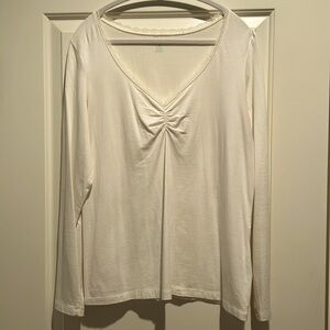 Lands’ End Cream Pullover